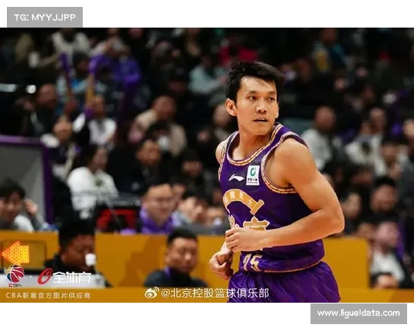 云南滑翔机矣进宏未列入北控男篮注册名单或成新赛季最大悬念 云南滑翔机矣进宏未列入北控男篮注册名单或成新赛季最大悬念